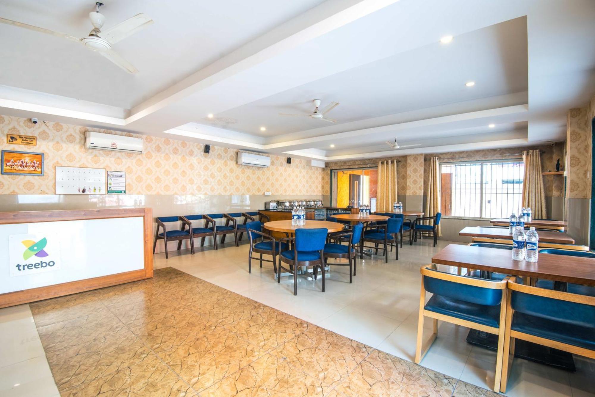 Treebo Empire Executive Premium, Hinjewadi Hotel Hinjawadi Exterior foto
