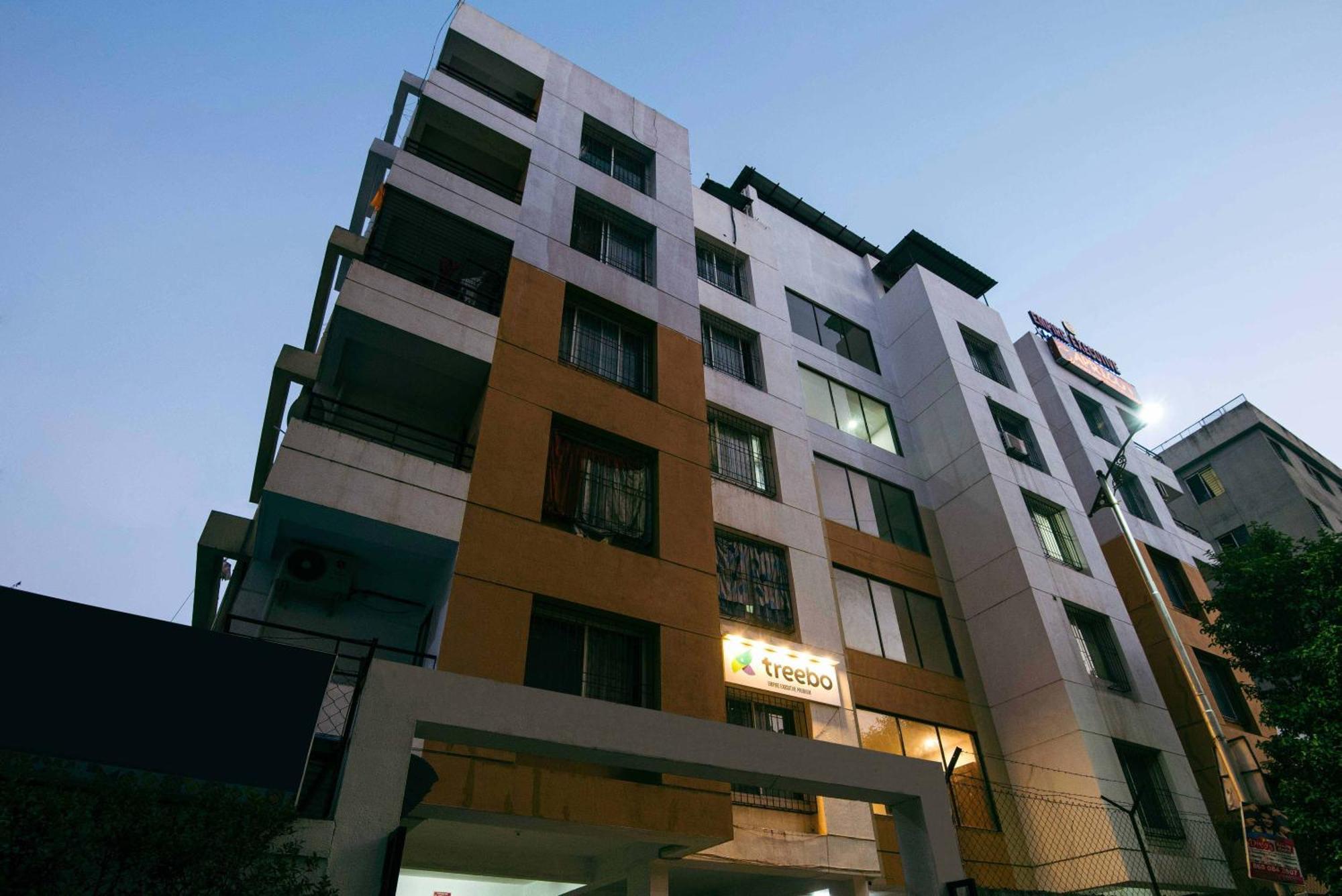 Treebo Empire Executive Premium, Hinjewadi Hotel Hinjawadi Exterior foto
