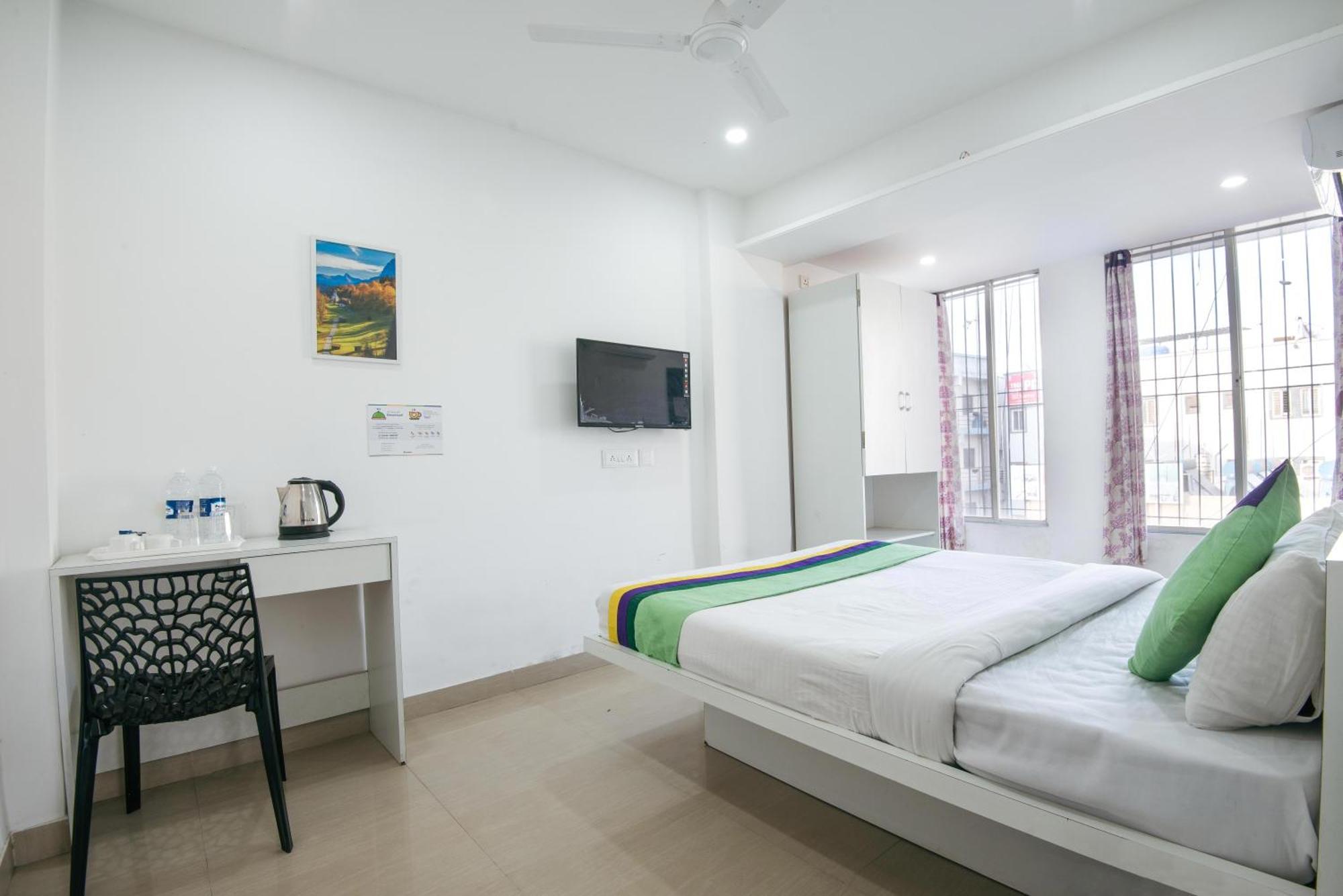 Treebo Empire Executive Premium, Hinjewadi Hotel Hinjawadi Exterior foto